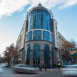 Hotel Queen